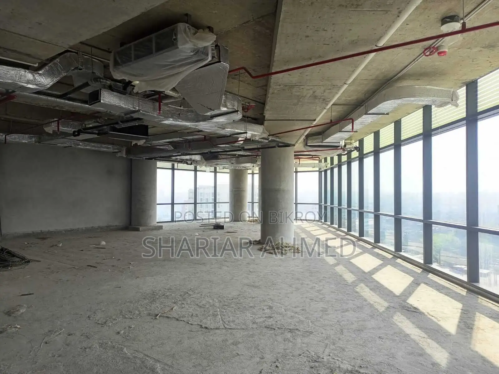 10700 SqFt Commercial Property For Rent In Gulshan Avenue