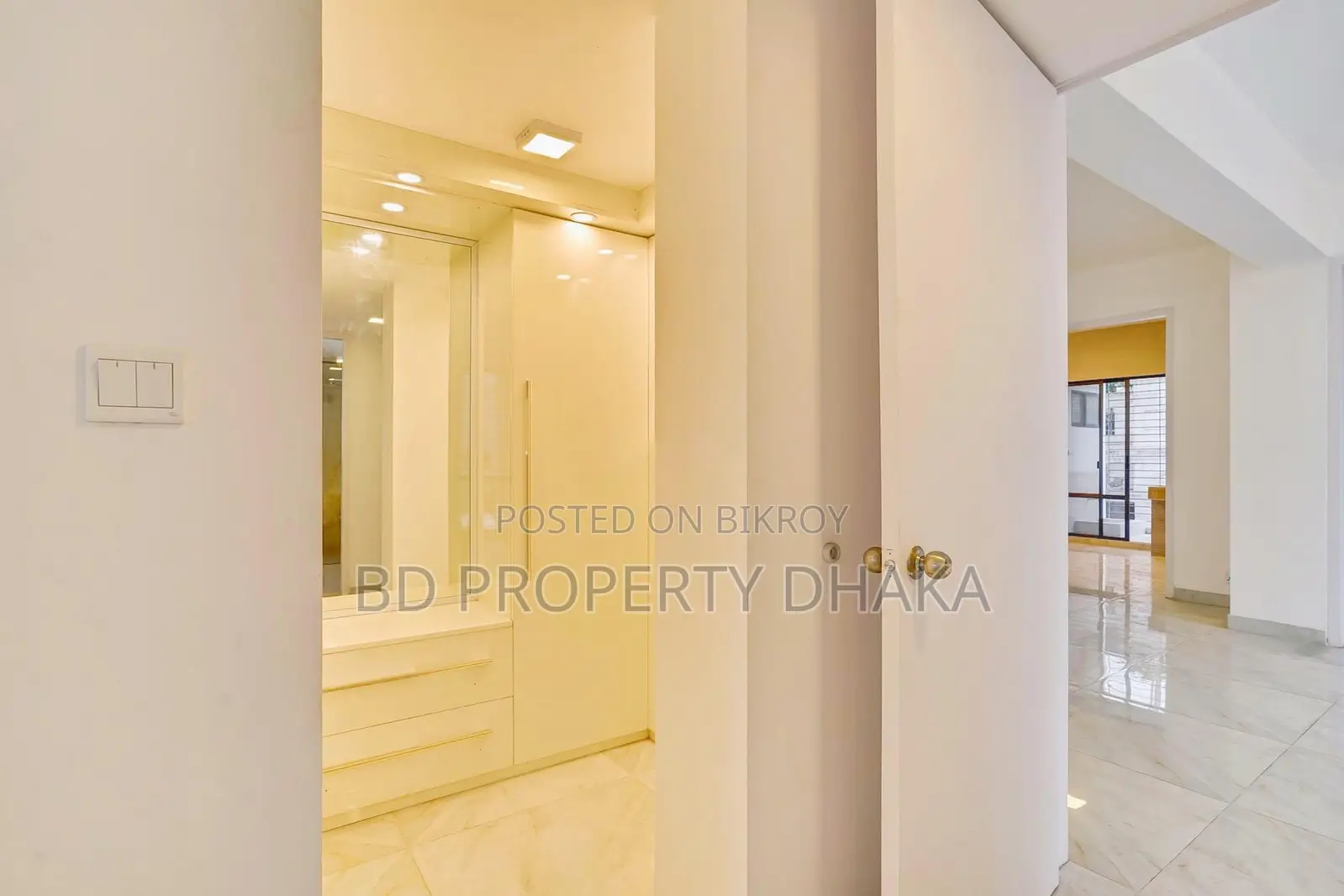 Luxurious Semi-furnished Apartments for Rent
