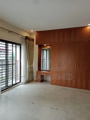 গুলশানে সুইমিং পুল ও জিম সুবিধাসহ রেডি ফ্ল্যাট ভাড়ার জন্য