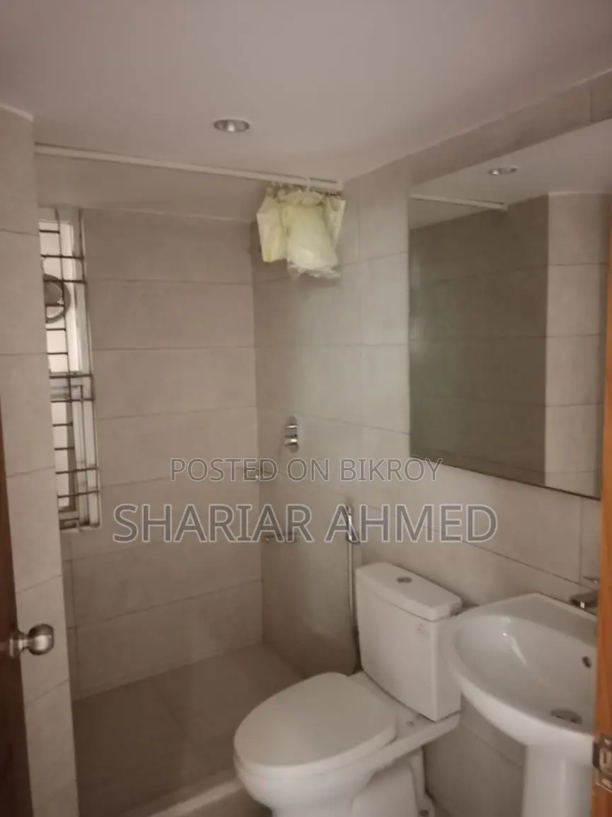Modern Facilities Semi Furnished Flat Rent In GULSHAN