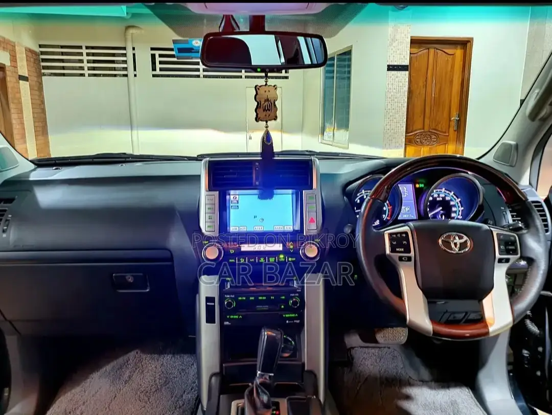 Toyota Land Cruiser Prado Tx-L Limited 2013