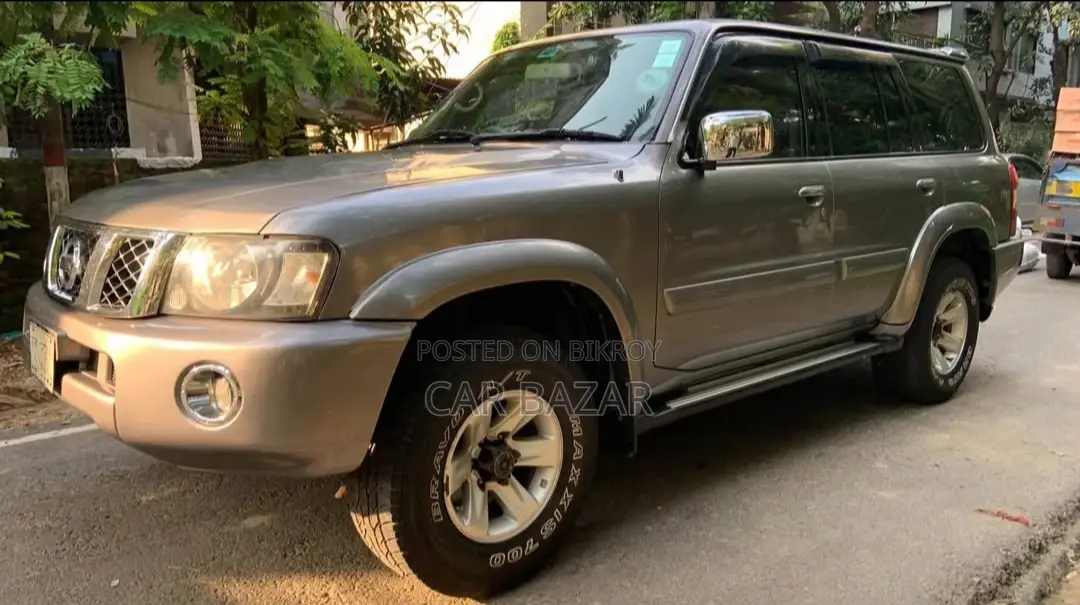Nissan Patrol Y61 With Sunroof 2004