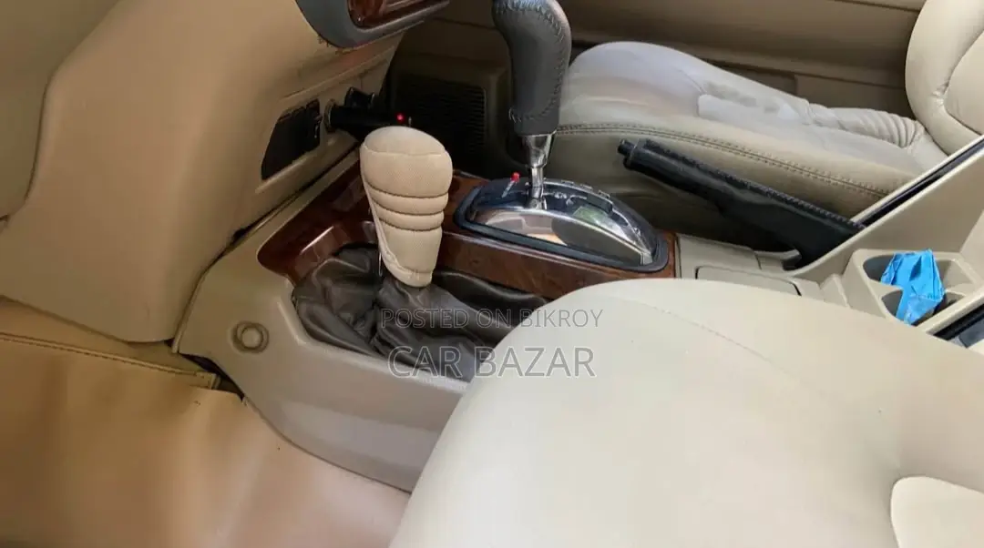 Nissan Patrol Y61 With Sunroof 2004