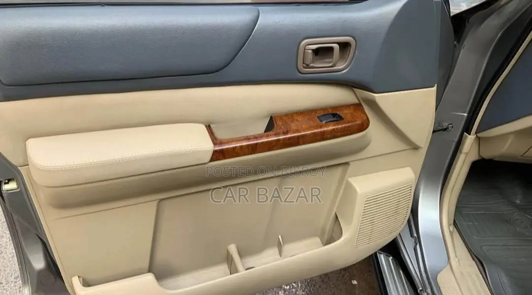 Nissan Patrol Y61 With Sunroof 2004