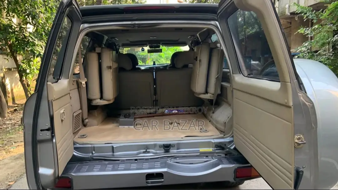 Nissan Patrol Y61 With Sunroof 2004
