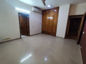 গুলশানে ডুপ্লেক্স ৩ বেডরুমের আন-ফার্নিশড অ্যাপার্টমেন্ট ভাড়া