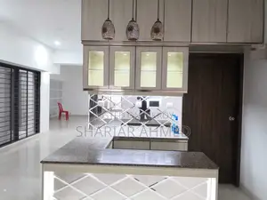 লেক ভিউ (জিম ও পুল সহ) গুলশান ২ এ ৪৪৪০ বর্গফুটের ফ্ল্যাট ভাড়া