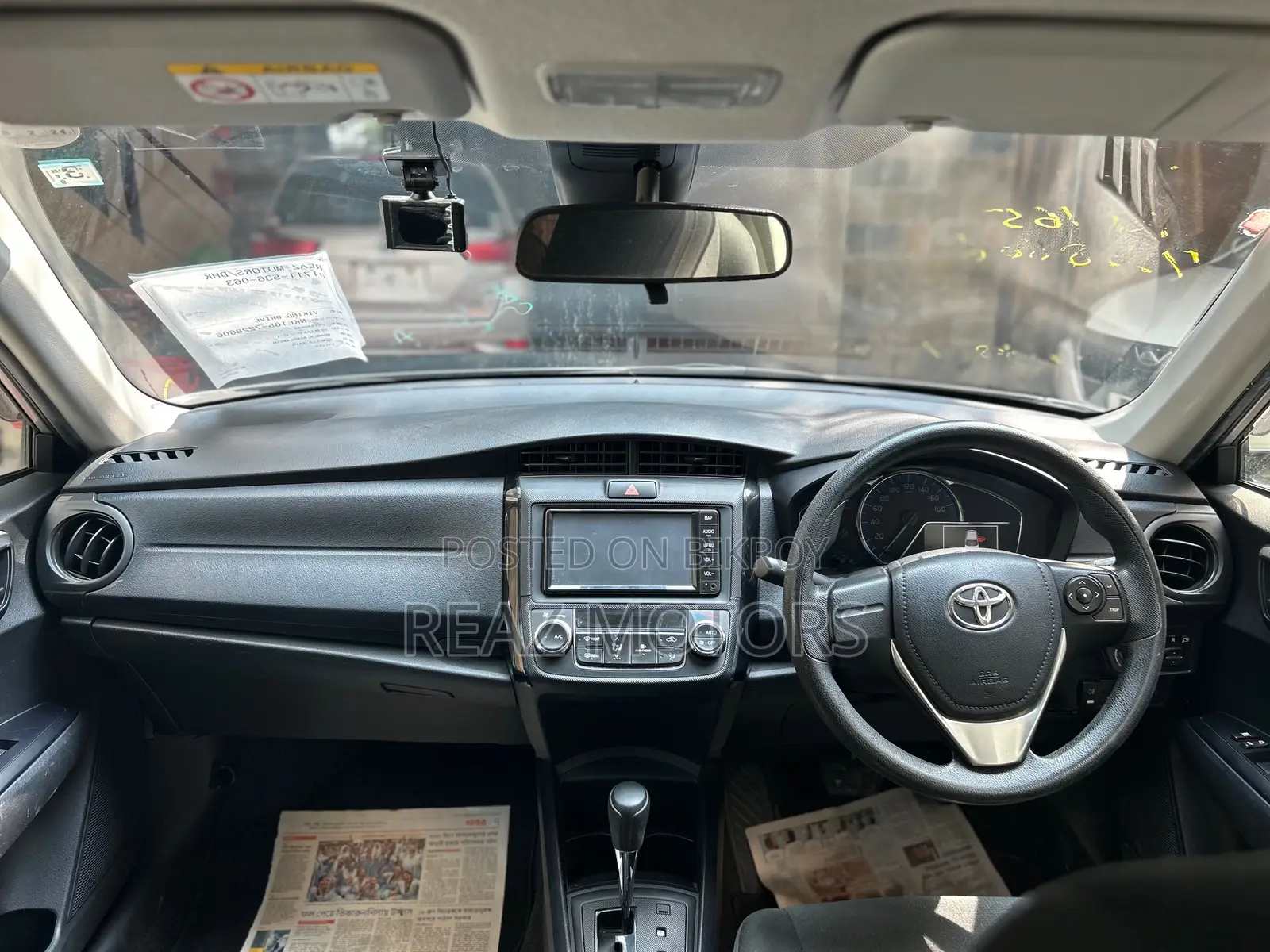 Toyota Axio EX PKG SILVER / 2020
