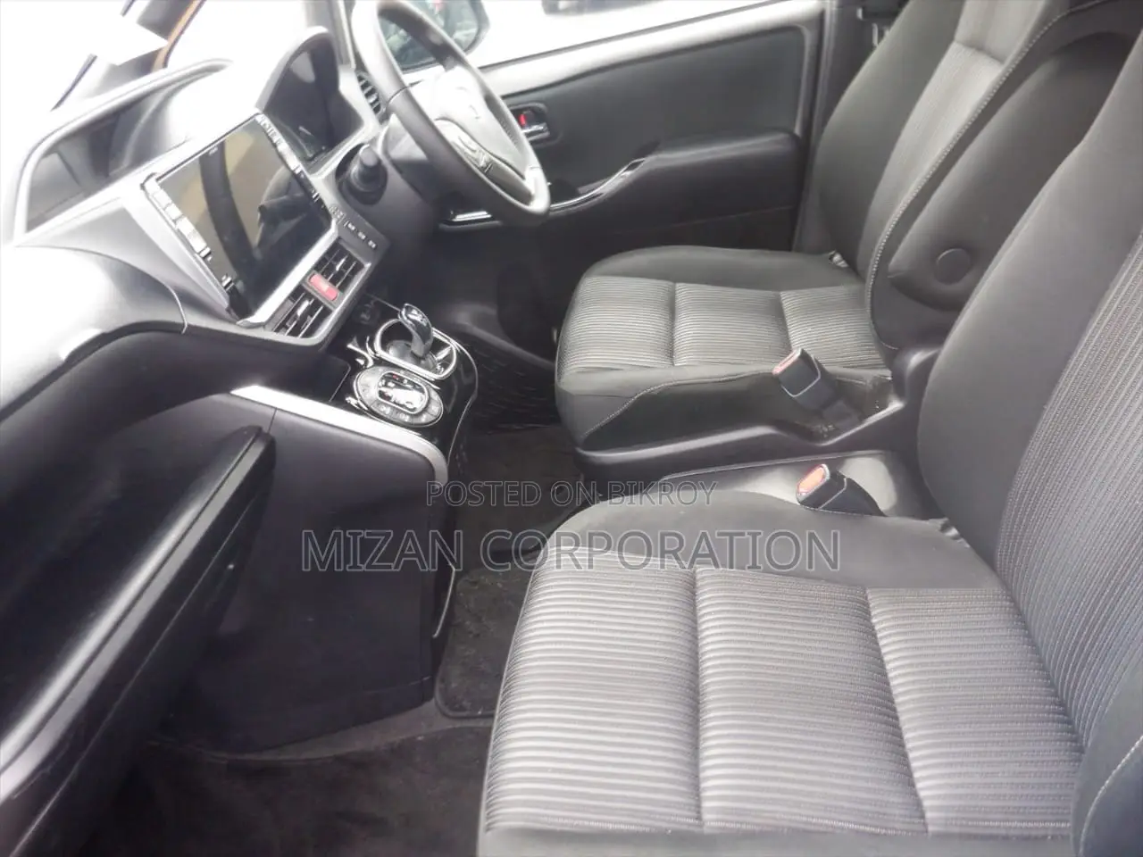 Toyota Voxy ZS KIRAMIKI 2020