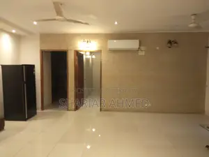 উত্তর গুলশান (২) ভাড়া | সেমি-ফার্নিশড ২৪০০ বর্গফুটের অ্যাপার্টমেন্ট
