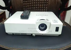 Hitachi CP-X3042WN Projector
