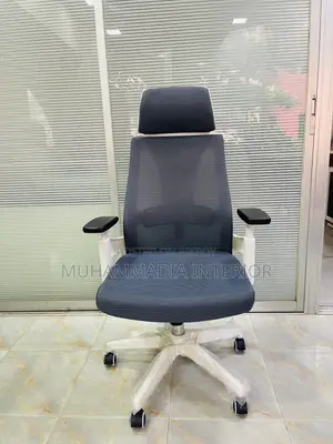Boss Chair ( MID- 3903)