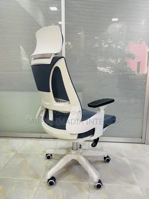 Boss Chair ( MID- 3903)
