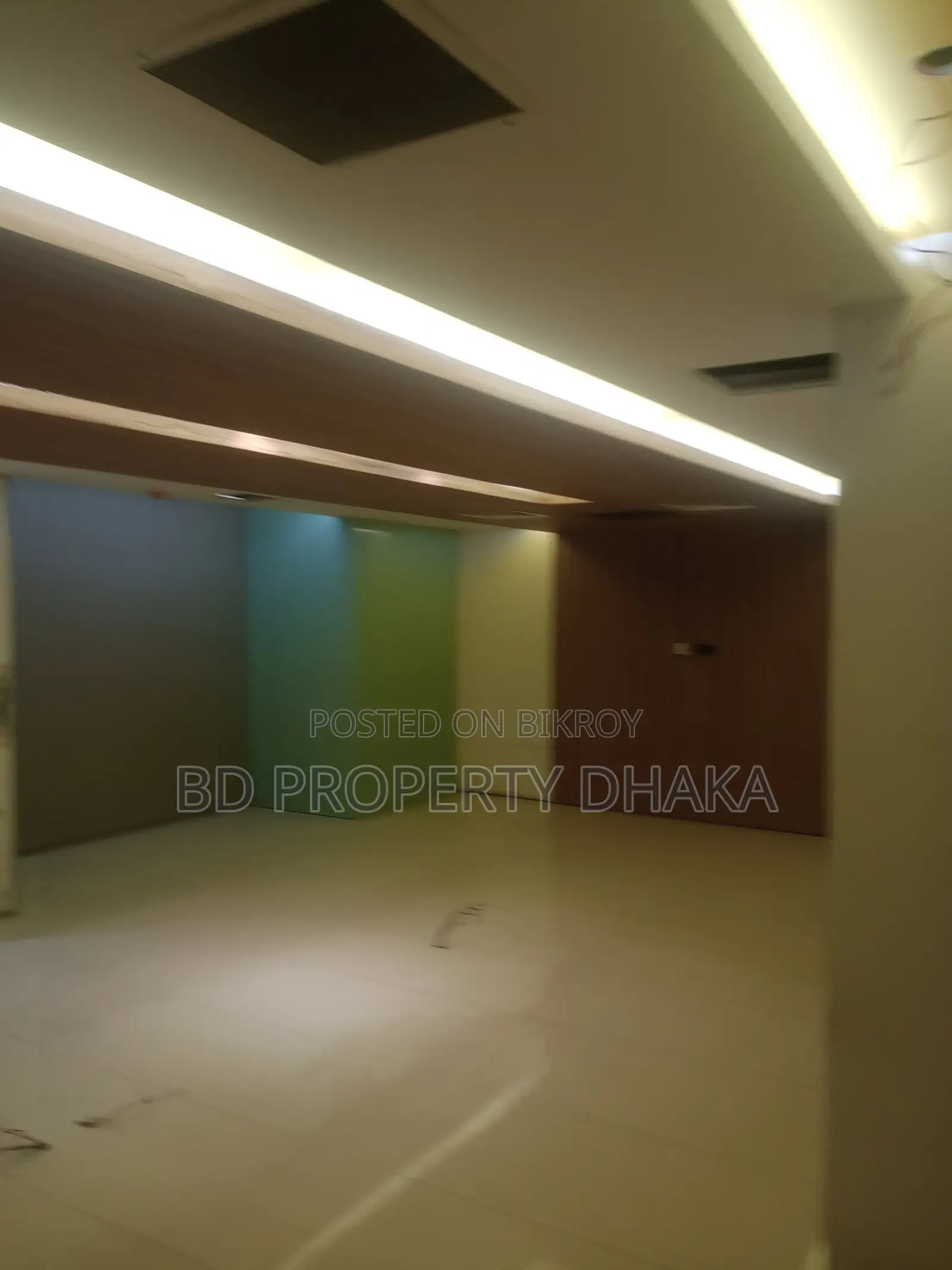 5800sft semi furnished full commercial space for rent