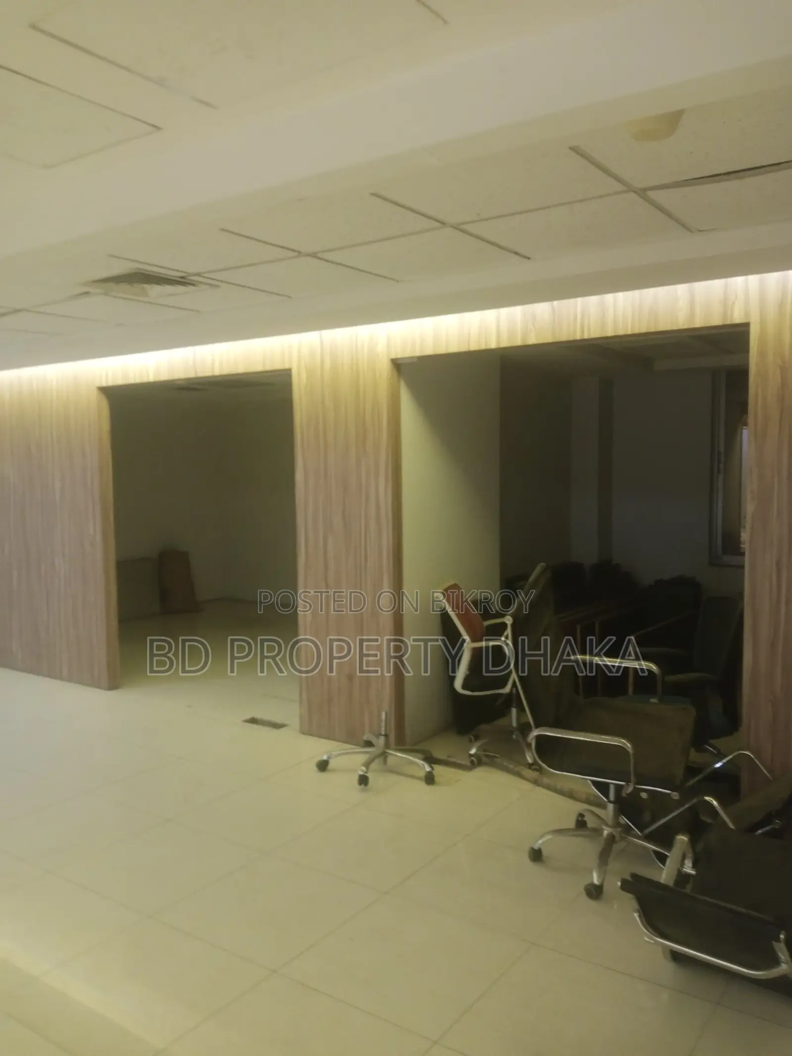 5800sft semi furnished full commercial space for rent