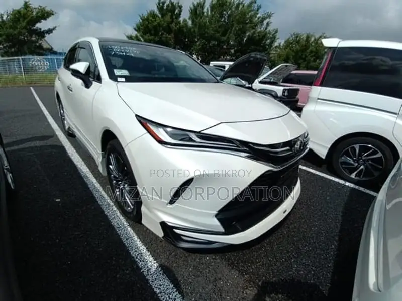 Toyota Harrier Z-Leather -4 grade 2020