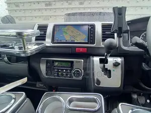 Toyota Hiace Super gl dark prime 2022