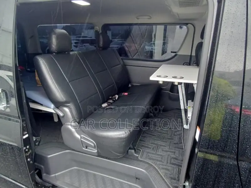 Toyota Hiace Super gl dark prime 2022