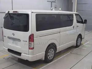 Toyota Hiace SUPER GL MODELLISTA 2020