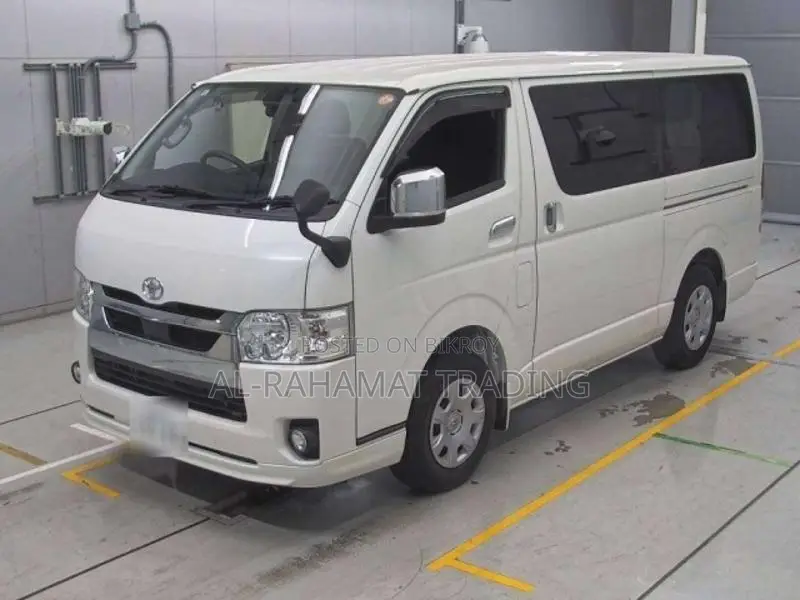 Toyota Hiace SUPER GL MODELLISTA 2020