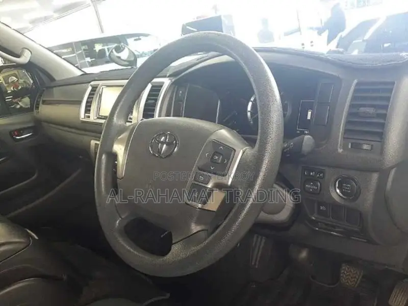 Toyota Hiace SUPER GL MODELLISTA 2020