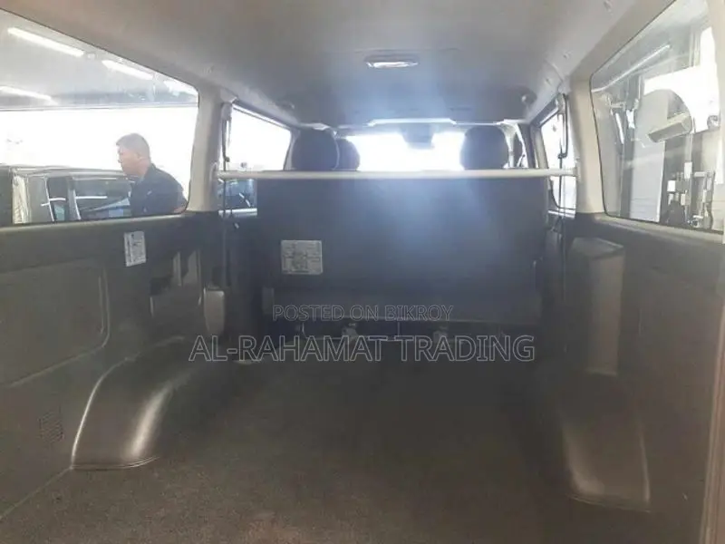 Toyota Hiace SUPER GL MODELLISTA 2020