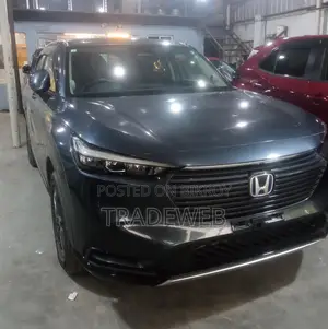 Honda Vezel Z PACKAGE HV 2021