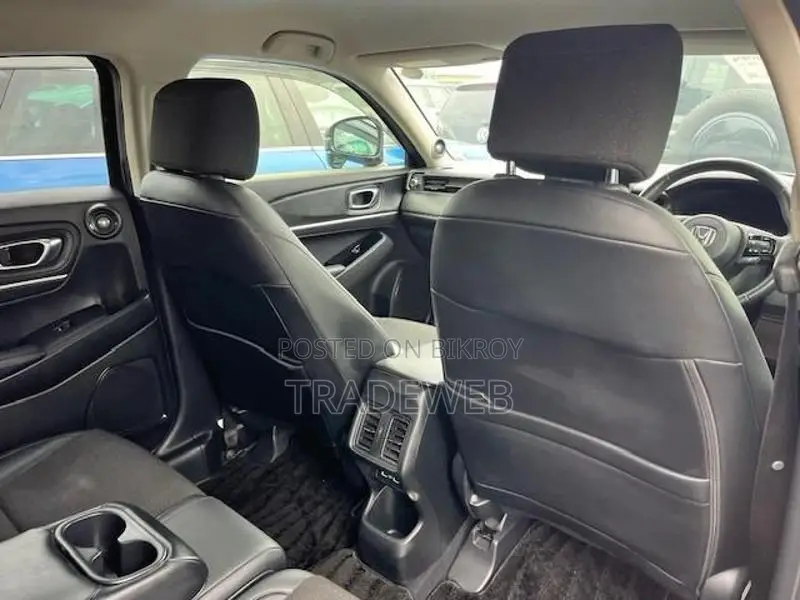 Honda Vezel Z PACKAGE HV 2021
