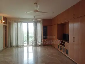 Luxurious Semi Furnished 2750 SqFt Apt: For Rent @ Gulshan 2