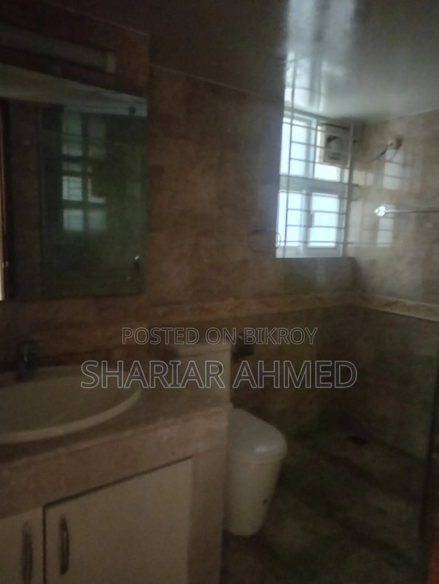 গুলশানে ভাড়ার জন্য ৪১০০ বর্গফুটের নতুন অ্যাপার্টমেন্ট