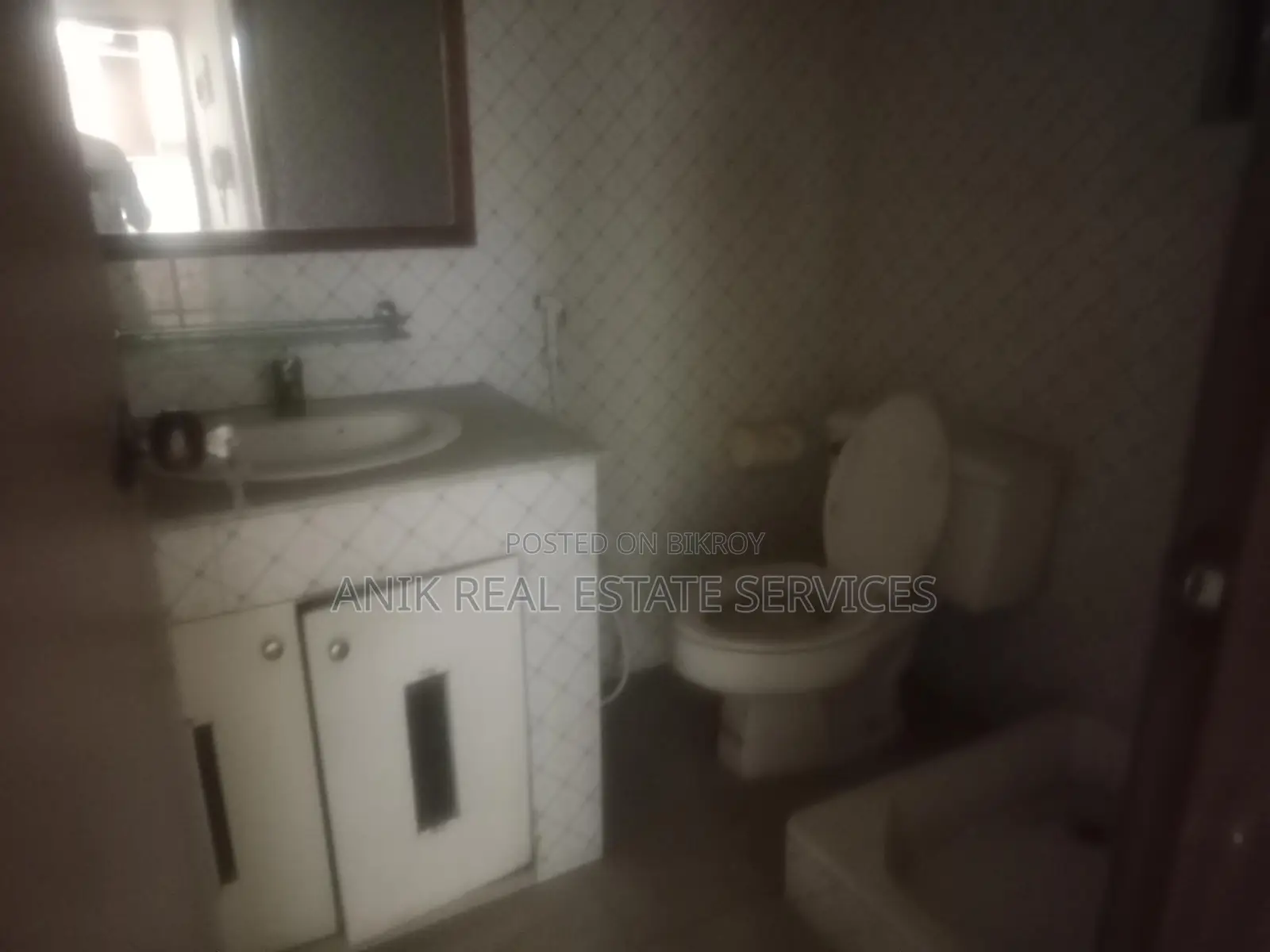 Good Quality 3 Bedroom Un Farnised Flat Rent At Gulshan