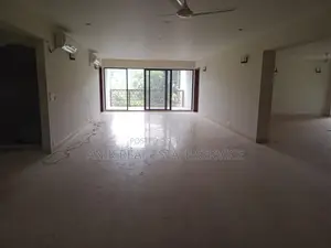সুইমিং পুল ও জিম সহ গুলশান নর্থ-এ সেমি-ফার্নিশড ফ্ল্যাট ভাড়া