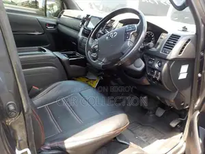 Toyota Hiace Super GL Dark Prime2 2021
