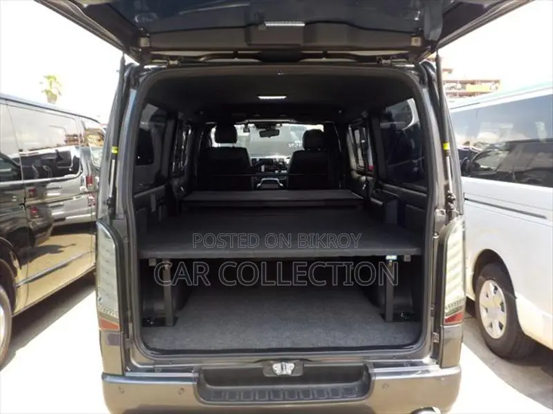Toyota Hiace Super GL Dark Prime2 2021