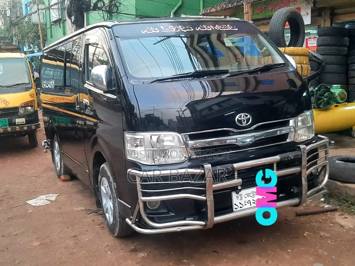 Toyota Hiace Super GL Black 2012