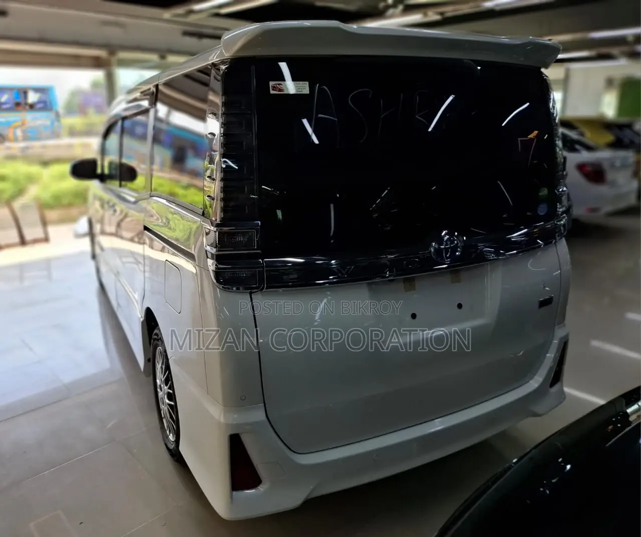Toyota Voxy ZS KIRAMIKI 2 2020