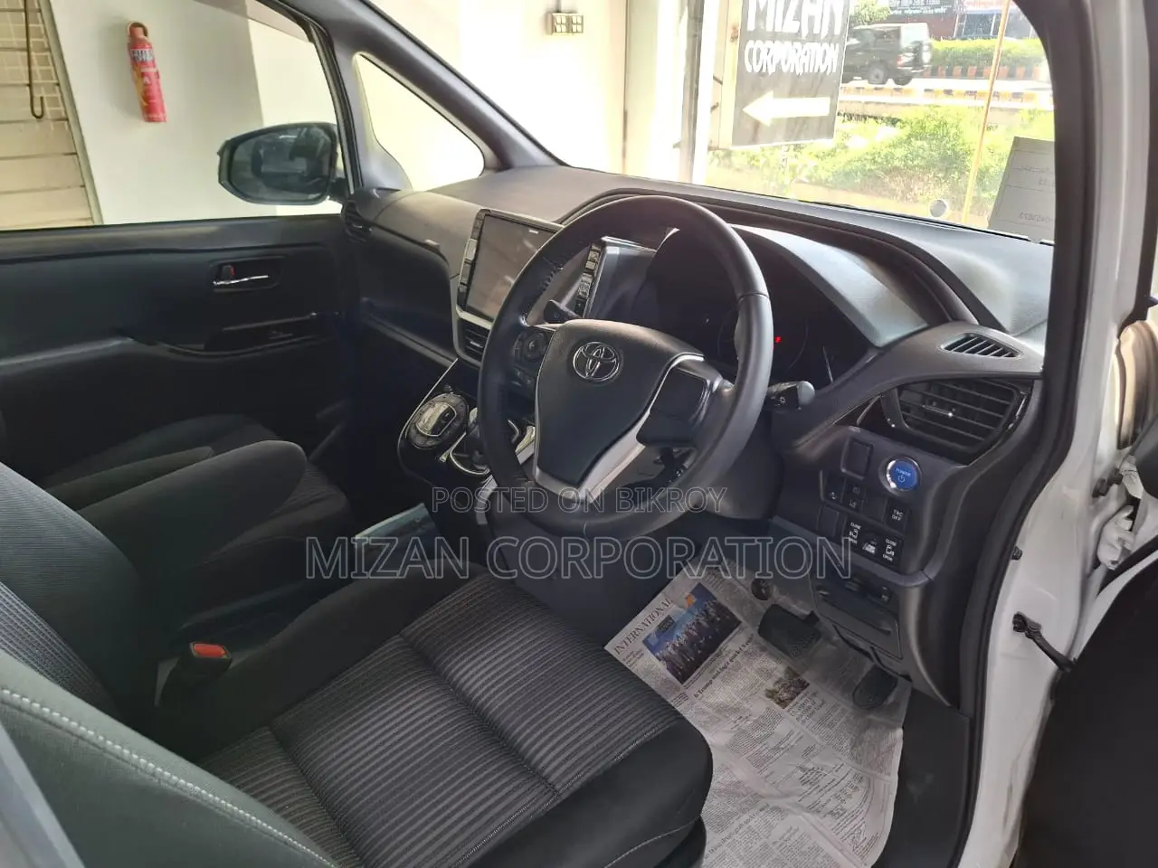 Toyota Voxy ZS KIRAMIKI 2 2020