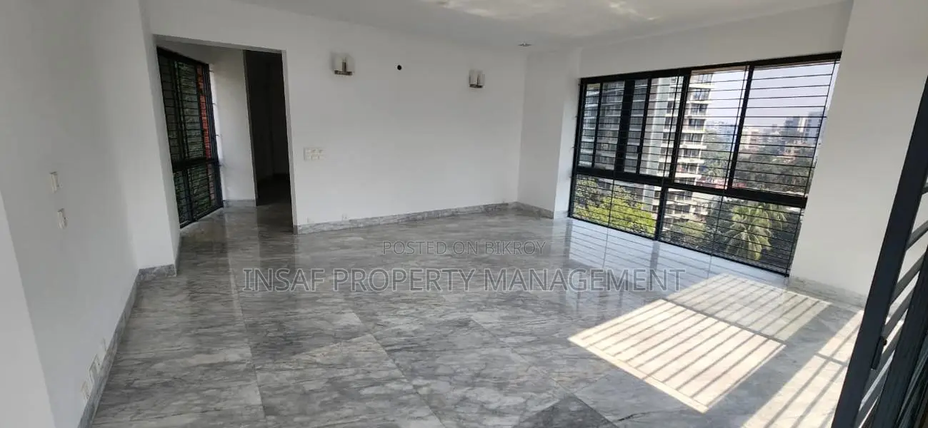 4-bedroom Apartment in Gulshan for Sale