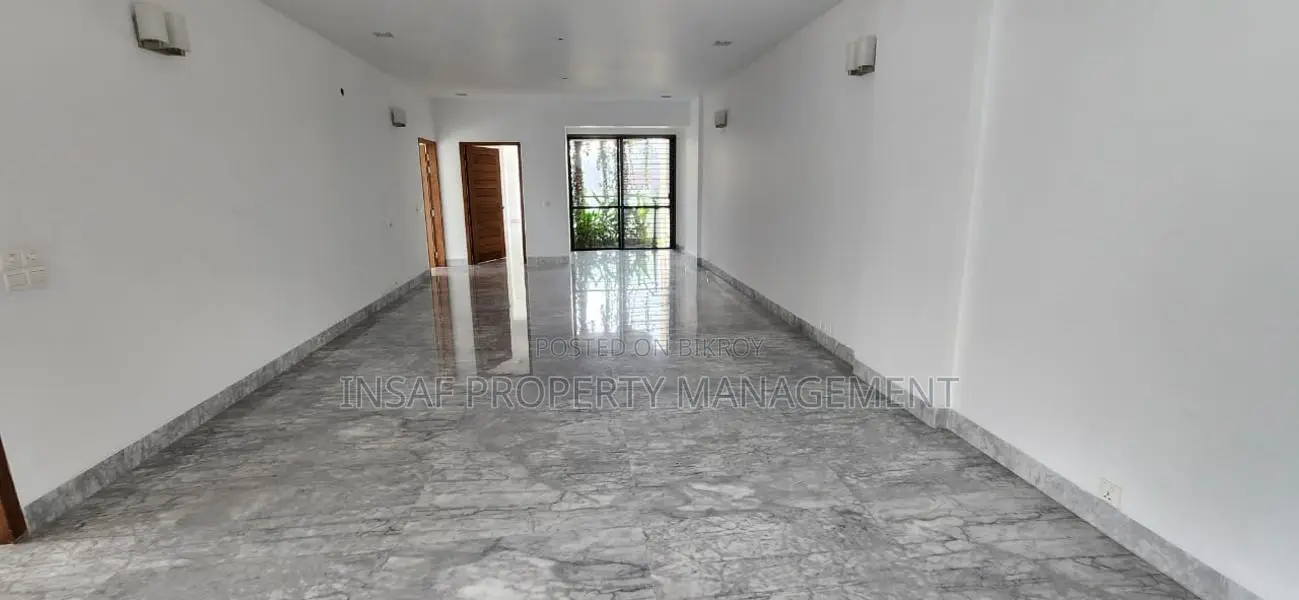 4-bedroom Apartment in Gulshan for Sale