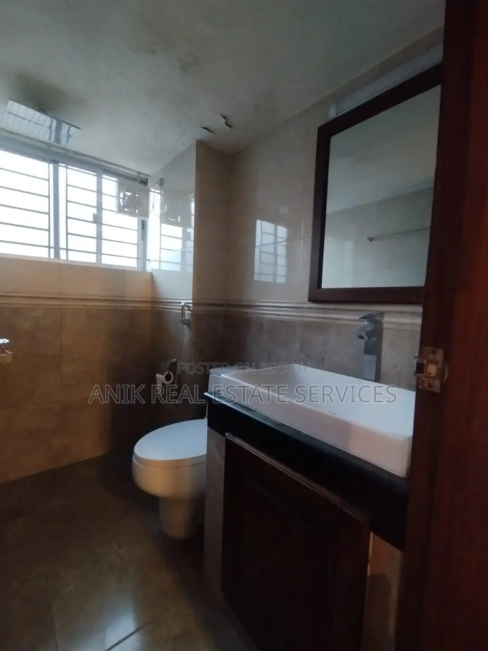 Swmming Pool Gym Semi Farnised Flat Rent At Gulshan North