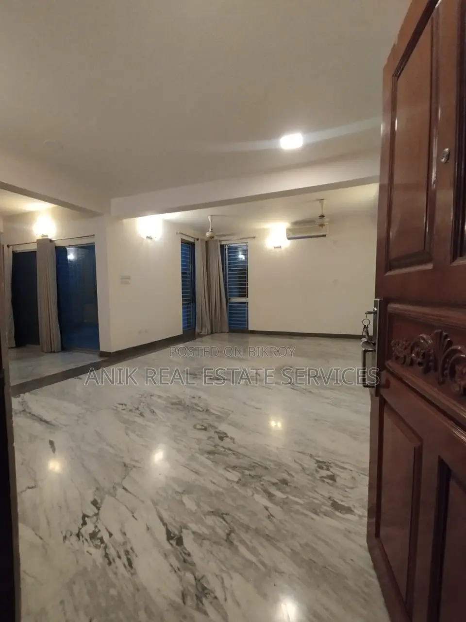 Swmming Pool Gym Semi Farnised Flat Rent At Gulshan North
