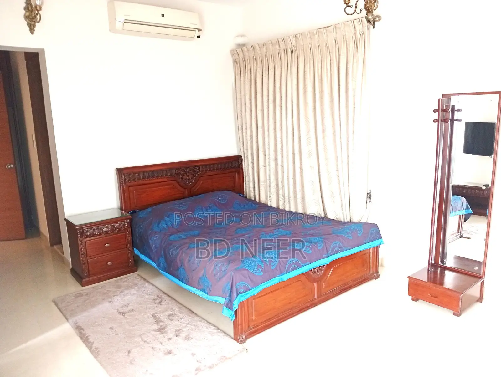 Fully Furnished 4Bed room Flat Rent in Gulshan-1