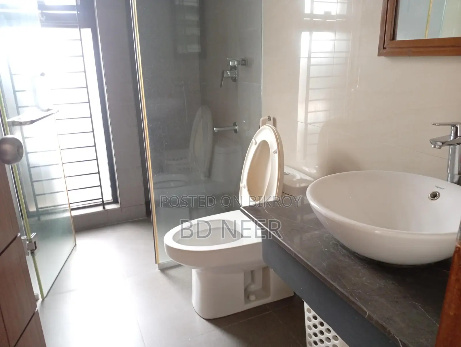 Fully Furnished 4Bed room Flat Rent in Gulshan-1