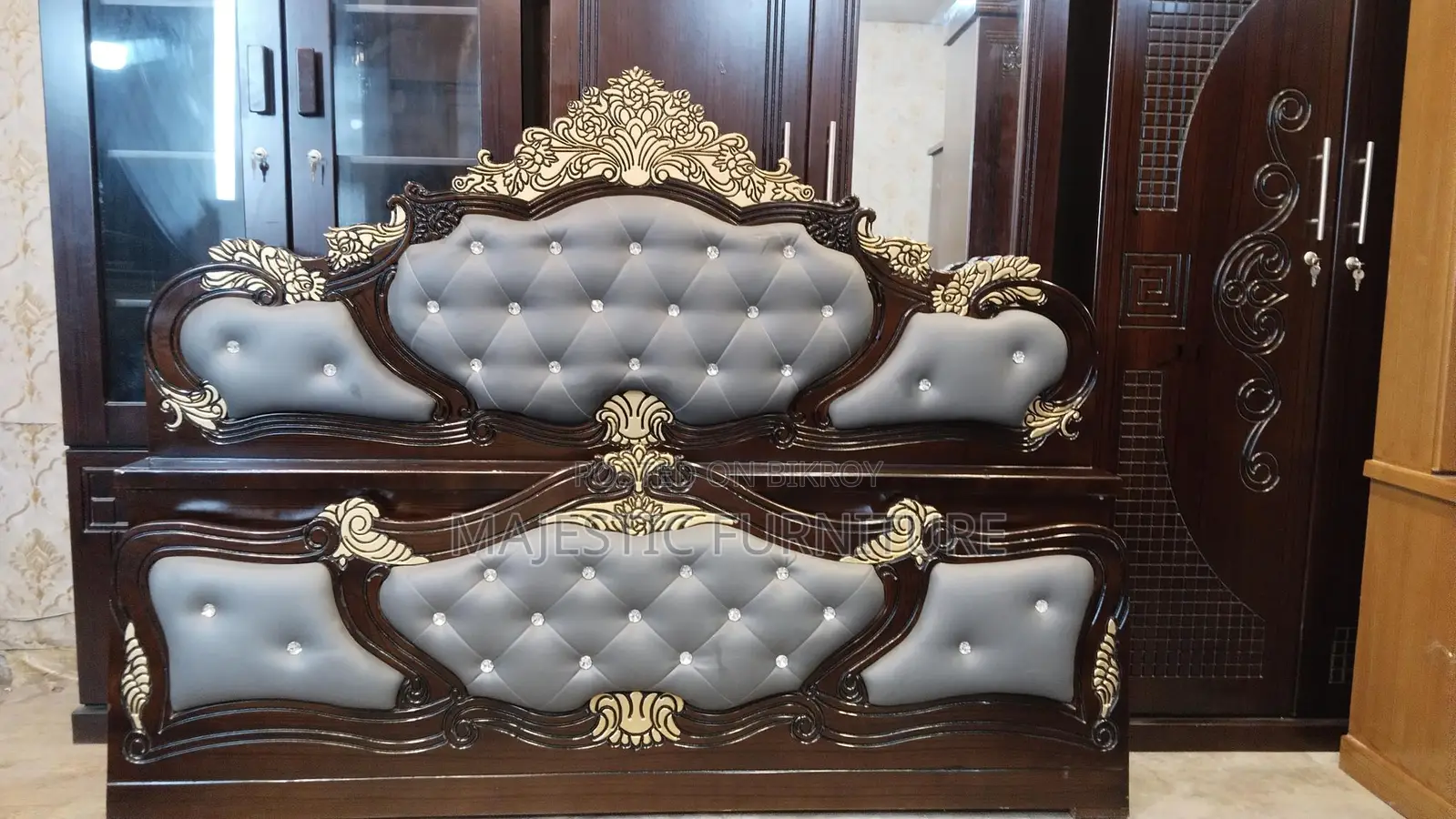 NEW BED 6/7 FEET. M # 6758