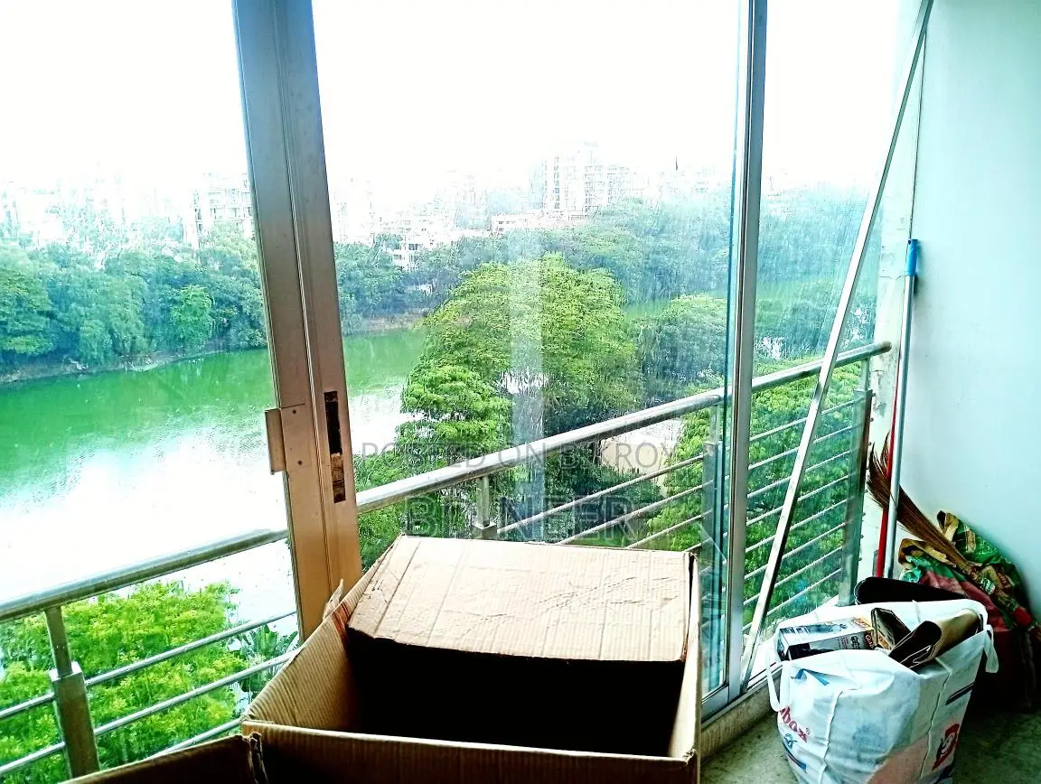 Lake View Semi Furnished 4 Bed 9th Floor Apt. For Rent in Gulshan-2