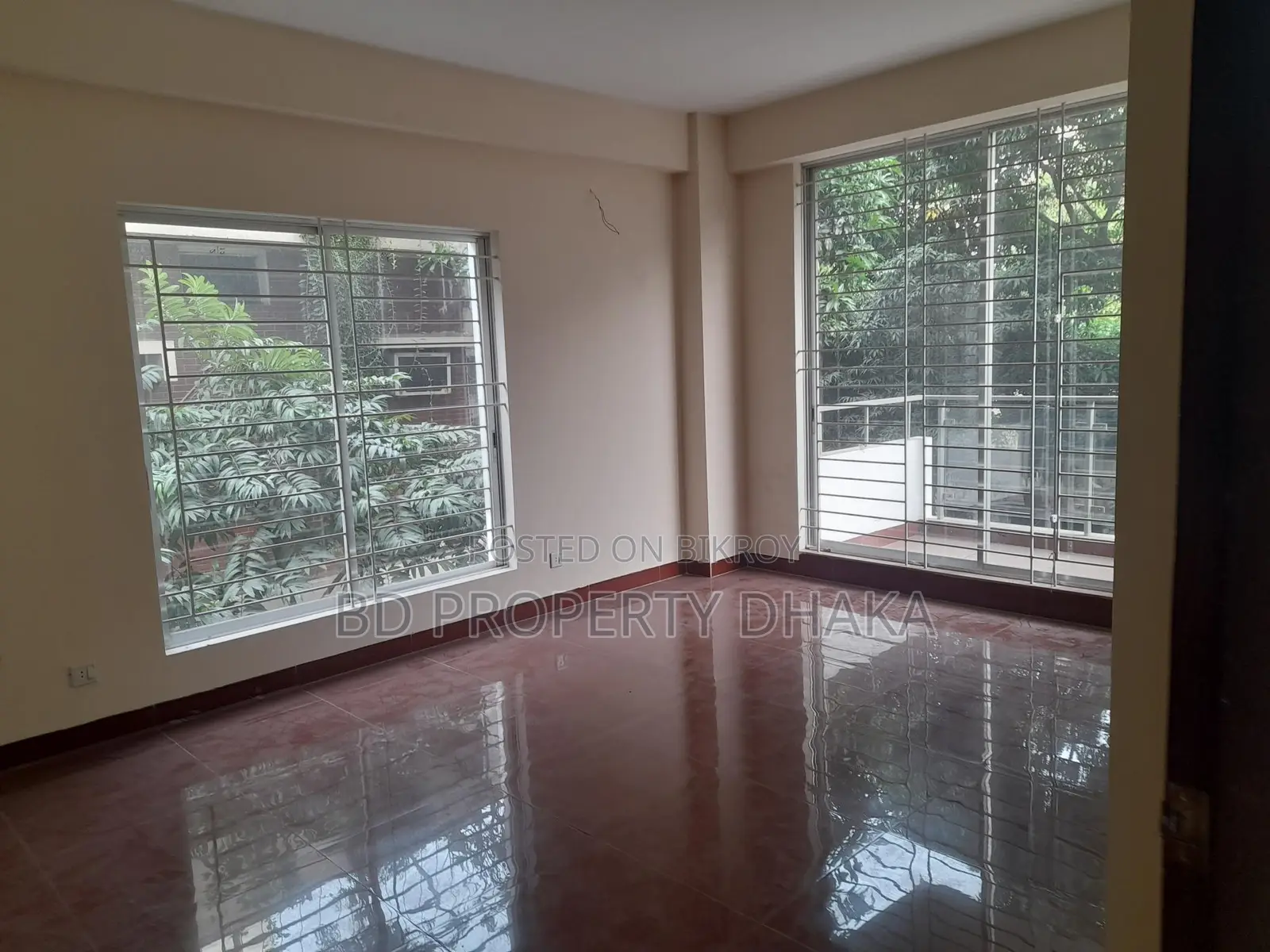 2960 Sqft New Building Office Space Rent in Banani