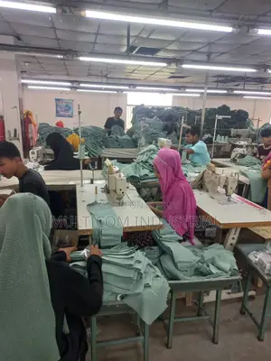 18000 ready garments for rent at gazipur