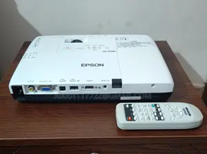 Epson EB-1770W Wireless Projector Made in Japan
