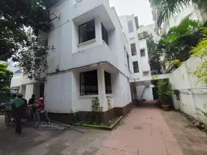 নর্থ গুলশান ইন্ডিপেন্ডেন্ট হাউস অফিস ভাড়া