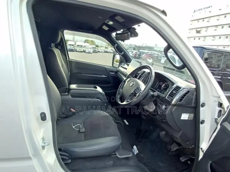 Toyota Hiace SGL DPS2 COBRA ED 2021